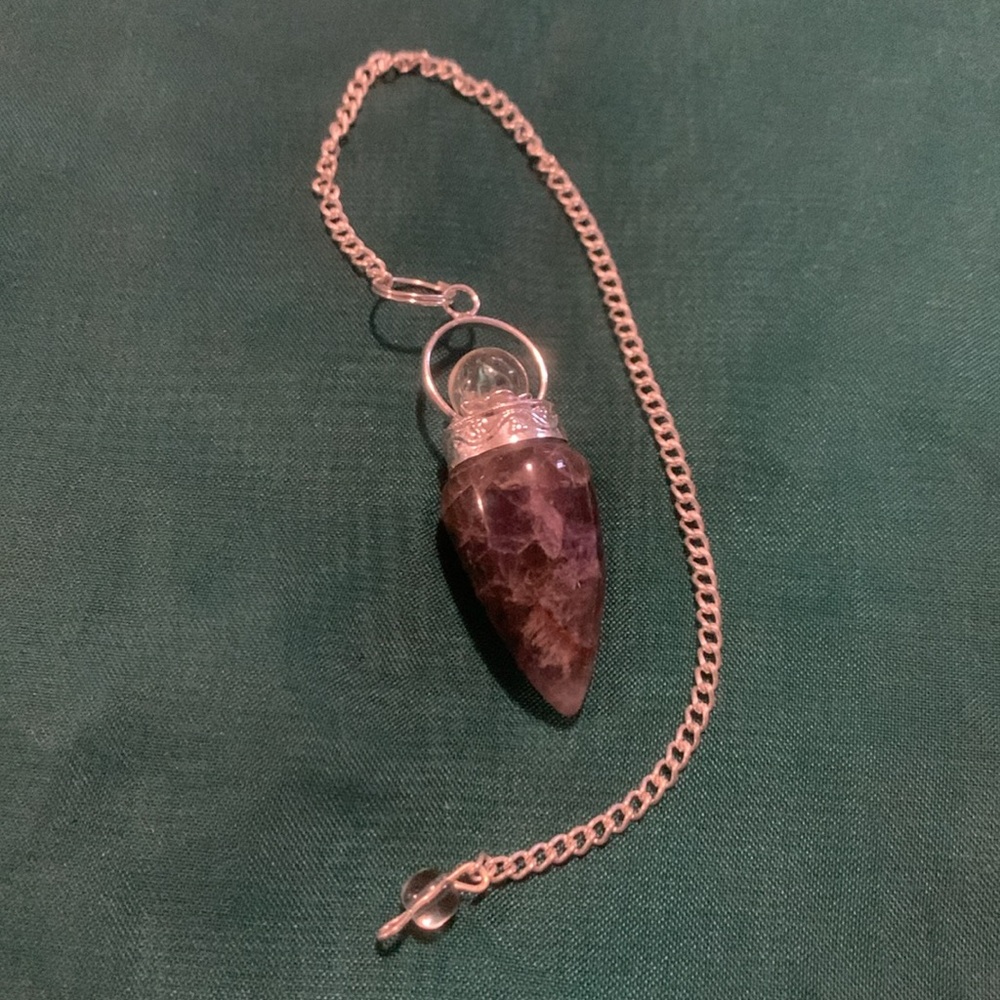 NWOT Amethyst Cone Shaped Pendulum